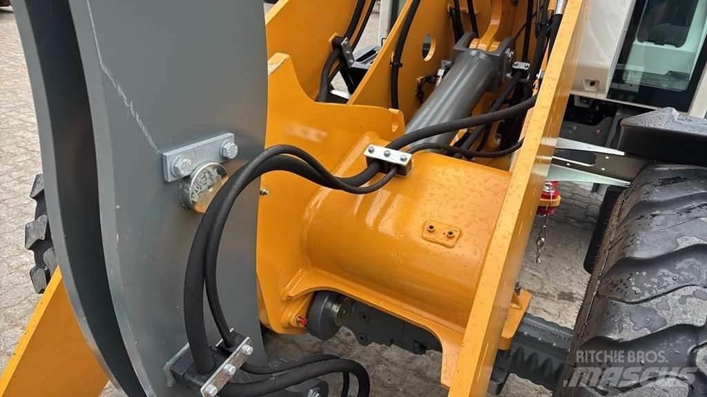 Liebherr L 506 Specialūs ekskavatoriai