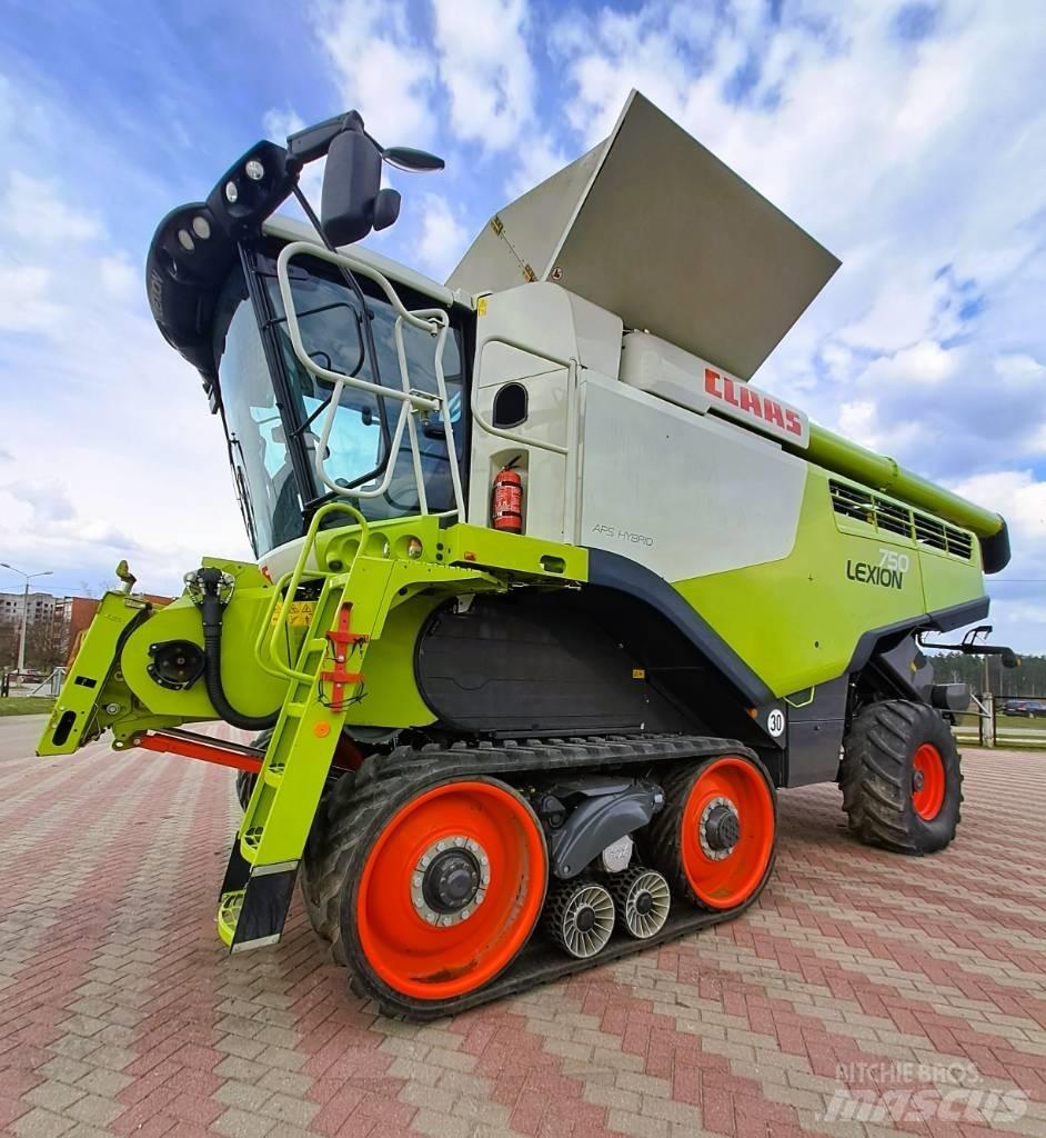 CLAAS Lexion 750 TT Derliaus nuėmimo kombainai