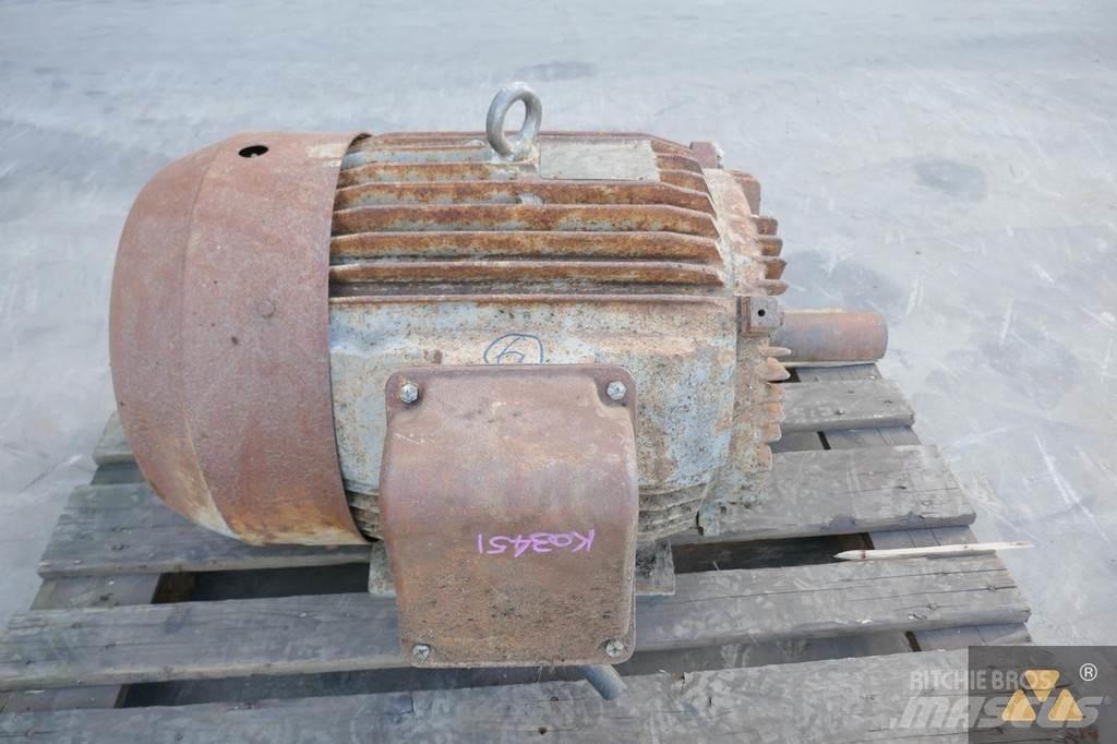  Toshiba 30KW Varikliai
