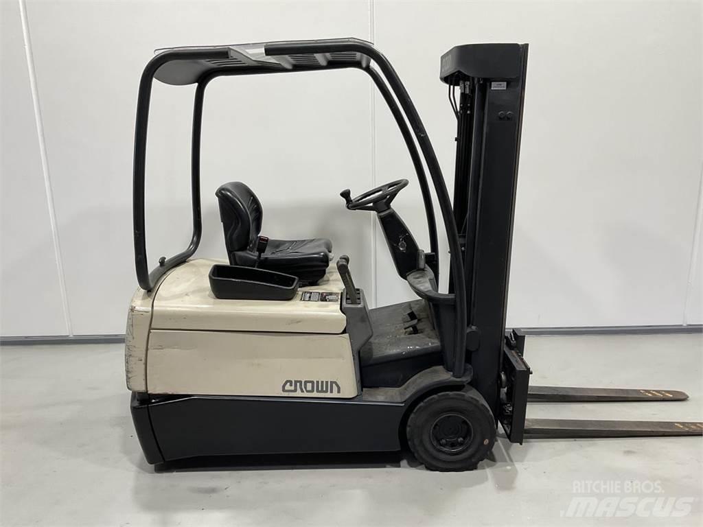 Crown SC3016-1,6 Elektriniai šakiniai krautuvai