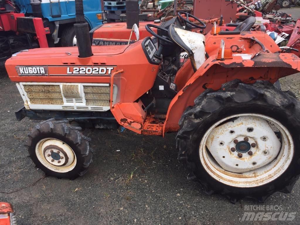 Kubota L2202DT Traktoriai
