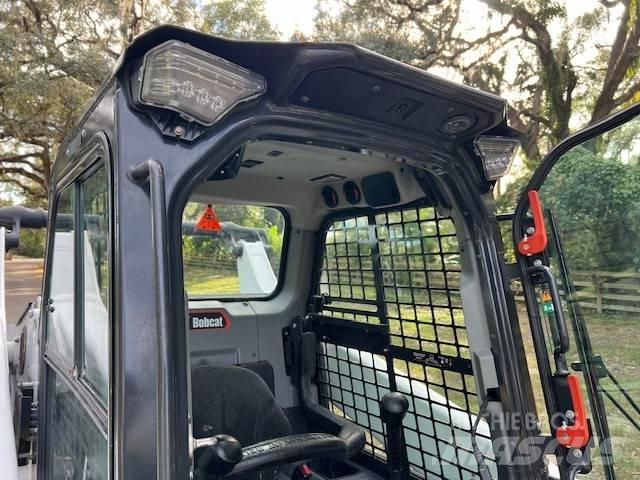Bobcat T 66 Krautuvai su šoniniu pasukimu