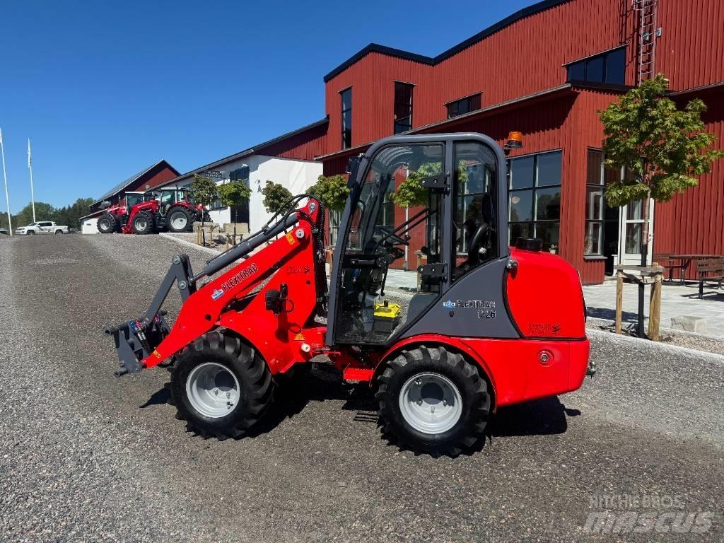 Flexitrac 1226 CAB Daugiafunkciniai pakrovėjai