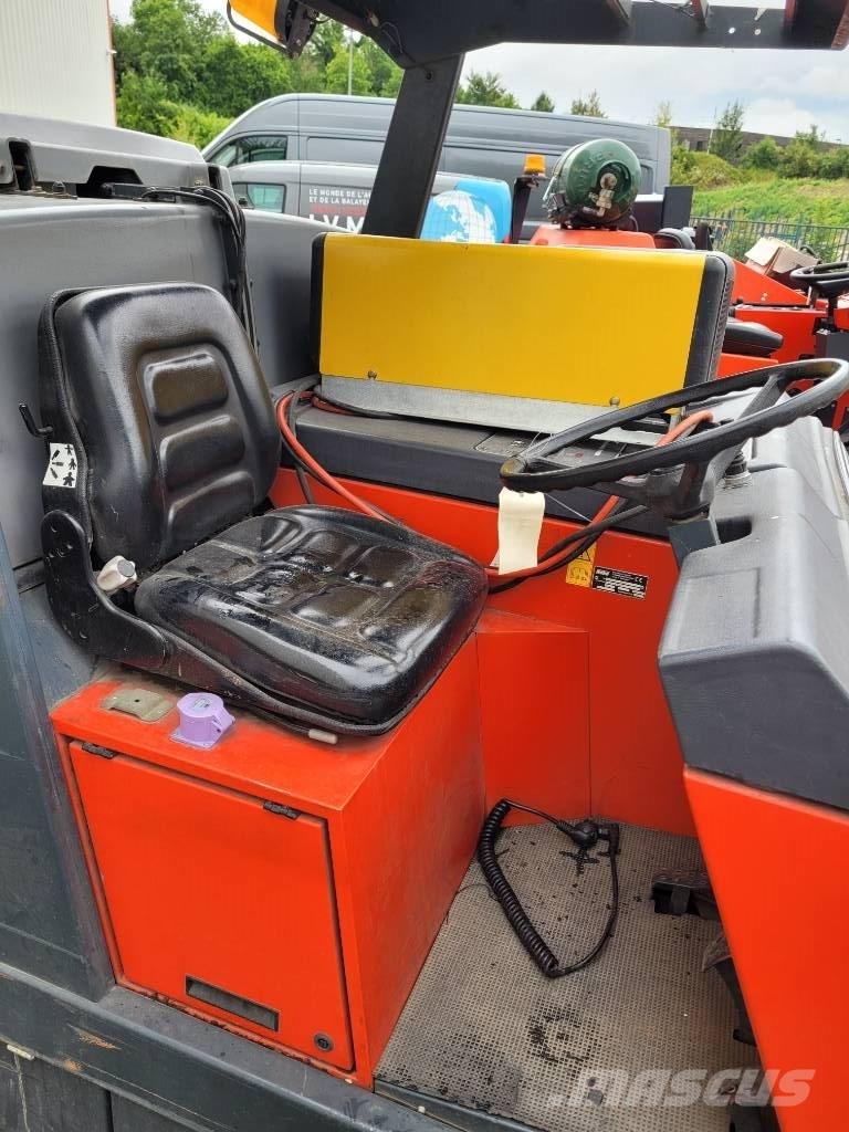 Hako 1500 B Kombinuoti šlavimo gremžtukai