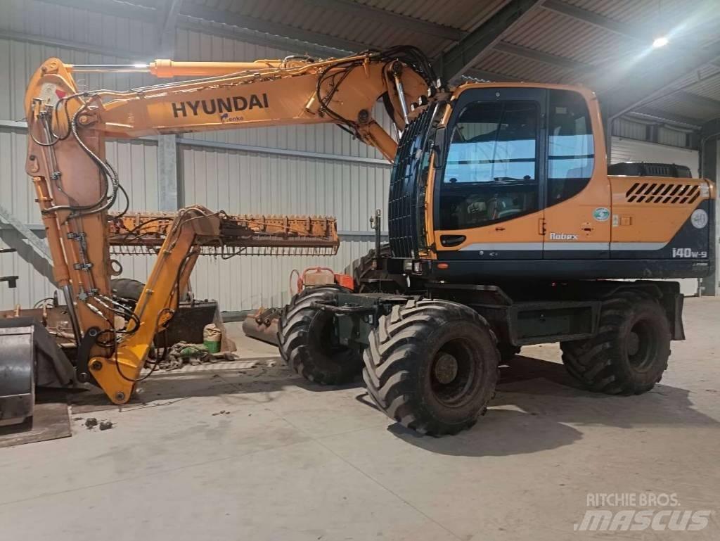 Hyundai RW140-9A Ratiniai ekskavatoriai