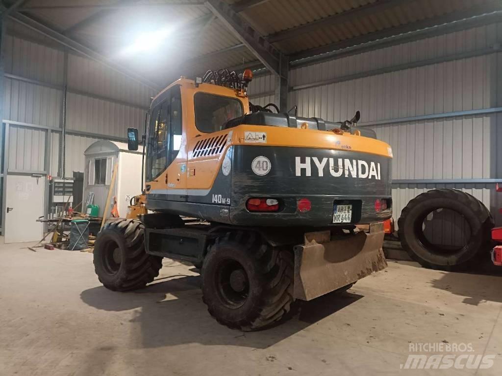 Hyundai RW140-9A Ratiniai ekskavatoriai