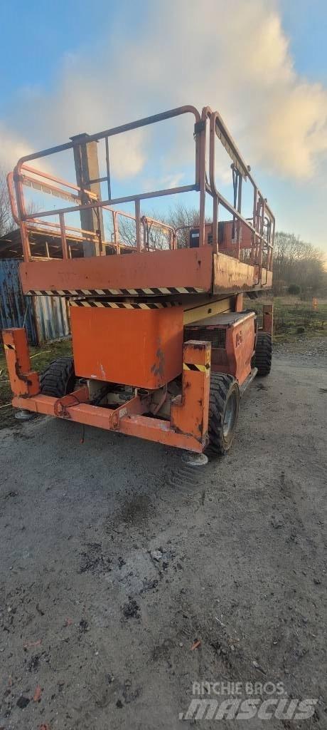 JLG 4394 RT Žirkliniai keltuvai