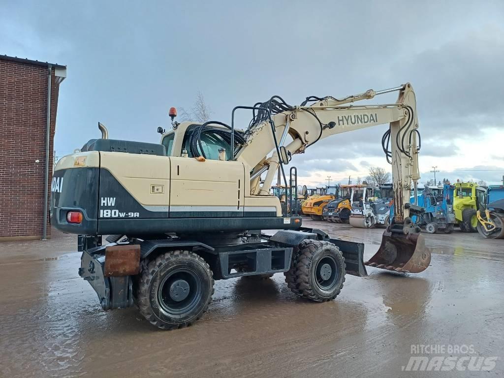Hyundai HW 180 - 9A Ratiniai ekskavatoriai