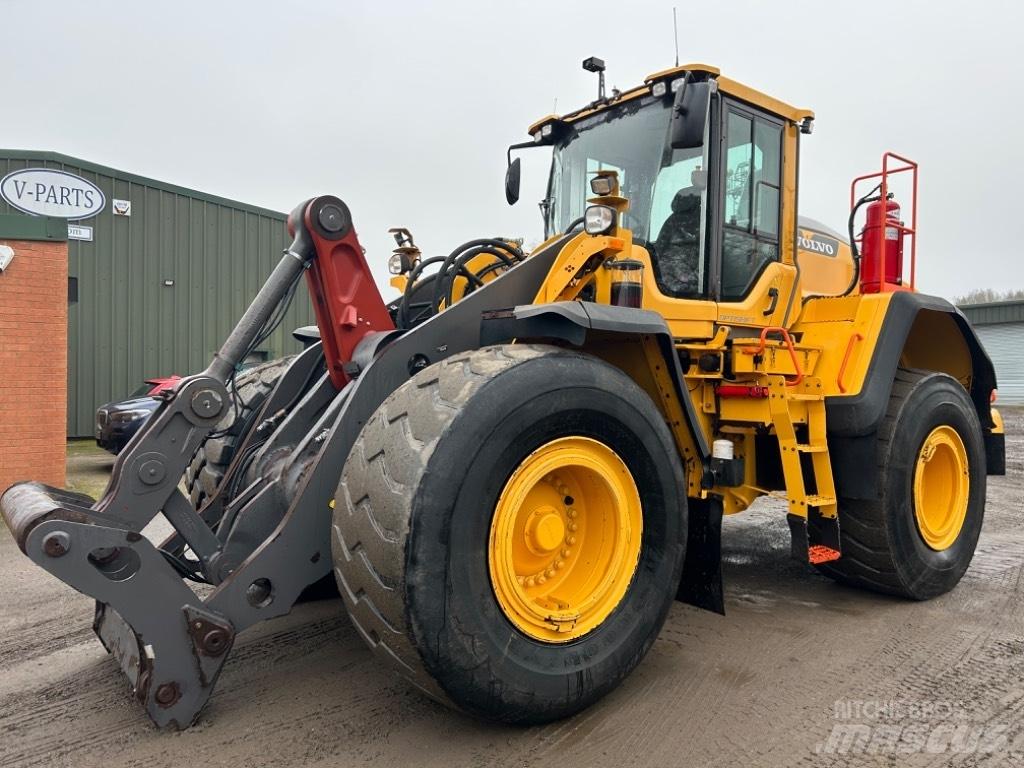 Volvo L150H Naudoti ratiniai krautuvai