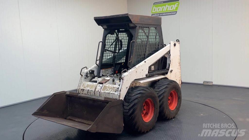 Bobcat 753H Krautuvai su šoniniu pasukimu