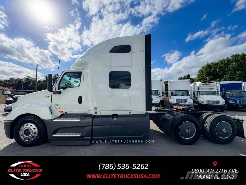 International LT Naudoti vilkikai