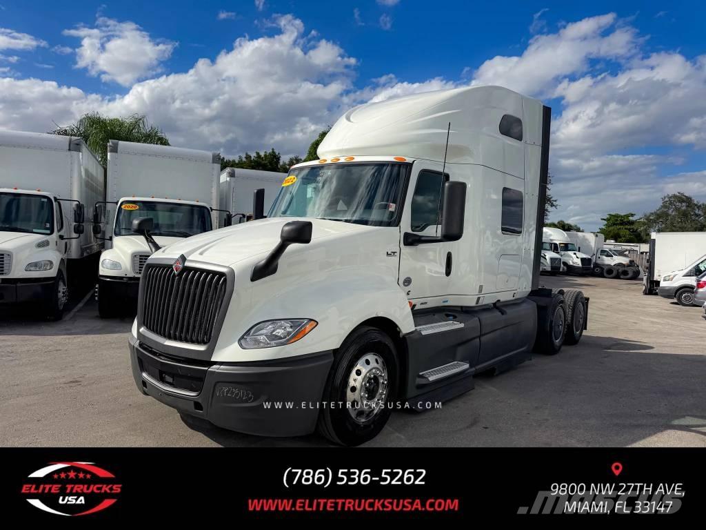 International LT Naudoti vilkikai