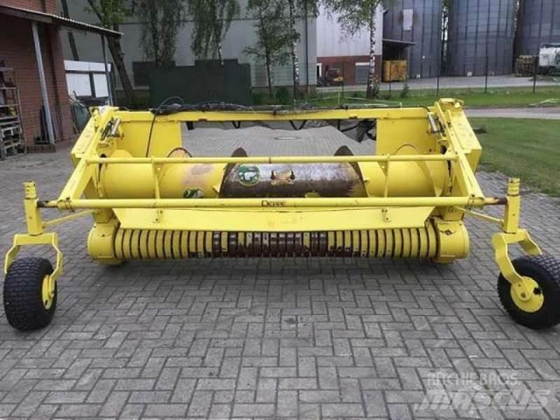 John Deere 630 B Derliaus nuėmimo kombainų priedai