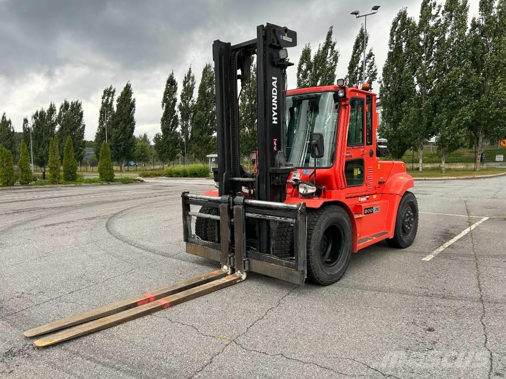 Hyundai 80D-7E Dyzeliniai krautuvai