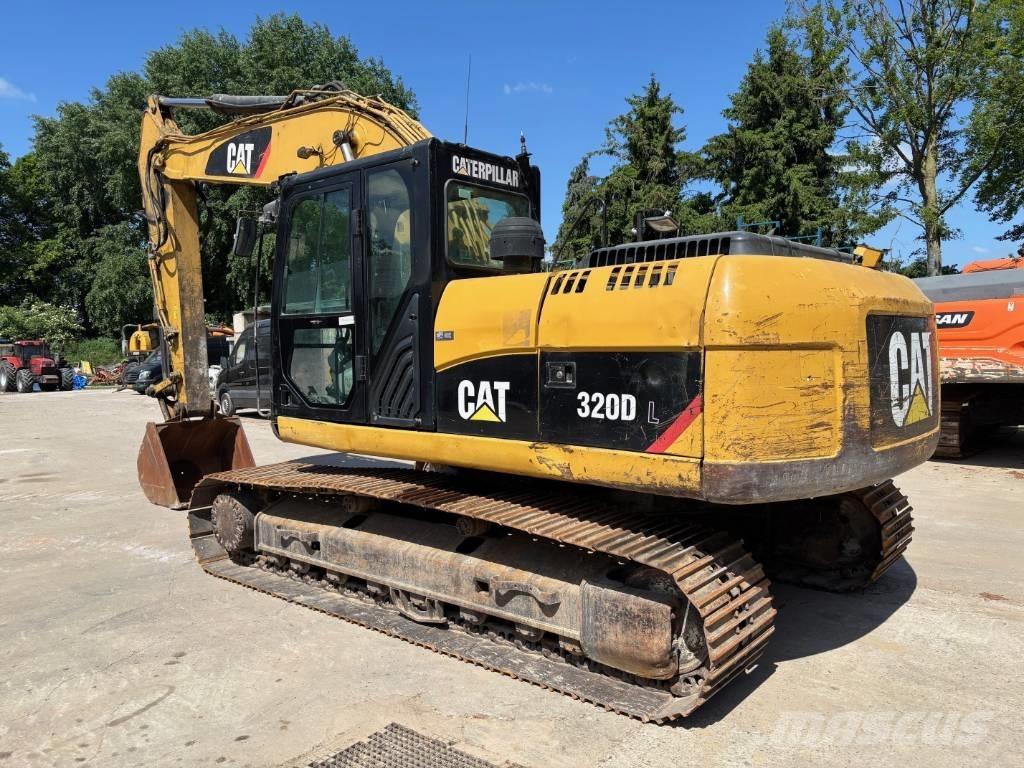 CAT 320 D L Vikšriniai ekskavatoriai