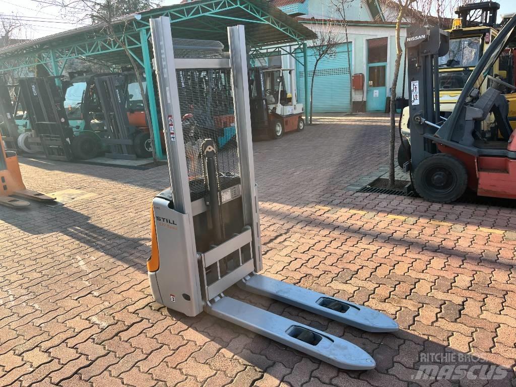 Still EXV 10 V-4103 Rankiniai vėžimėliai
