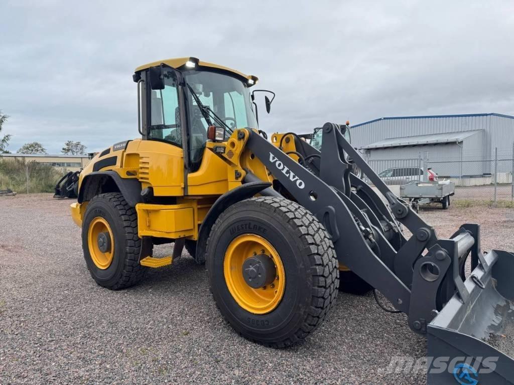 Volvo L 50 F Naudoti ratiniai krautuvai