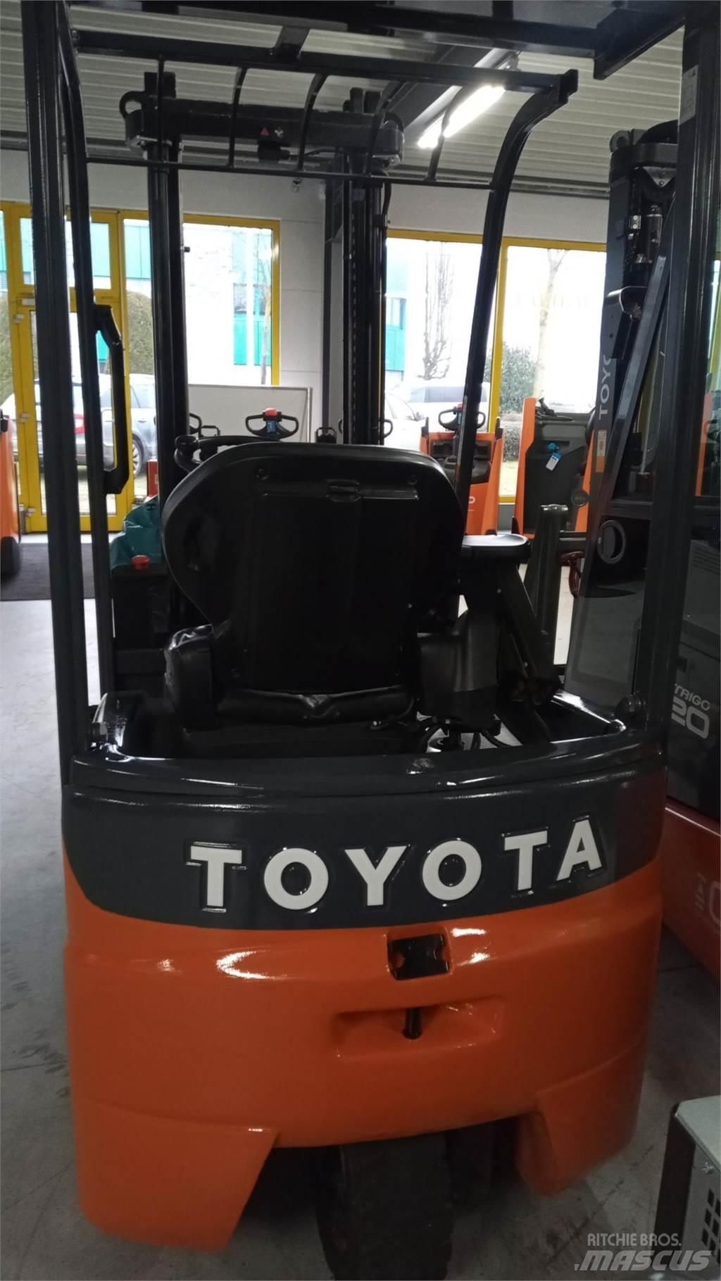 Toyota 7BEST13 Elektriniai šakiniai krautuvai