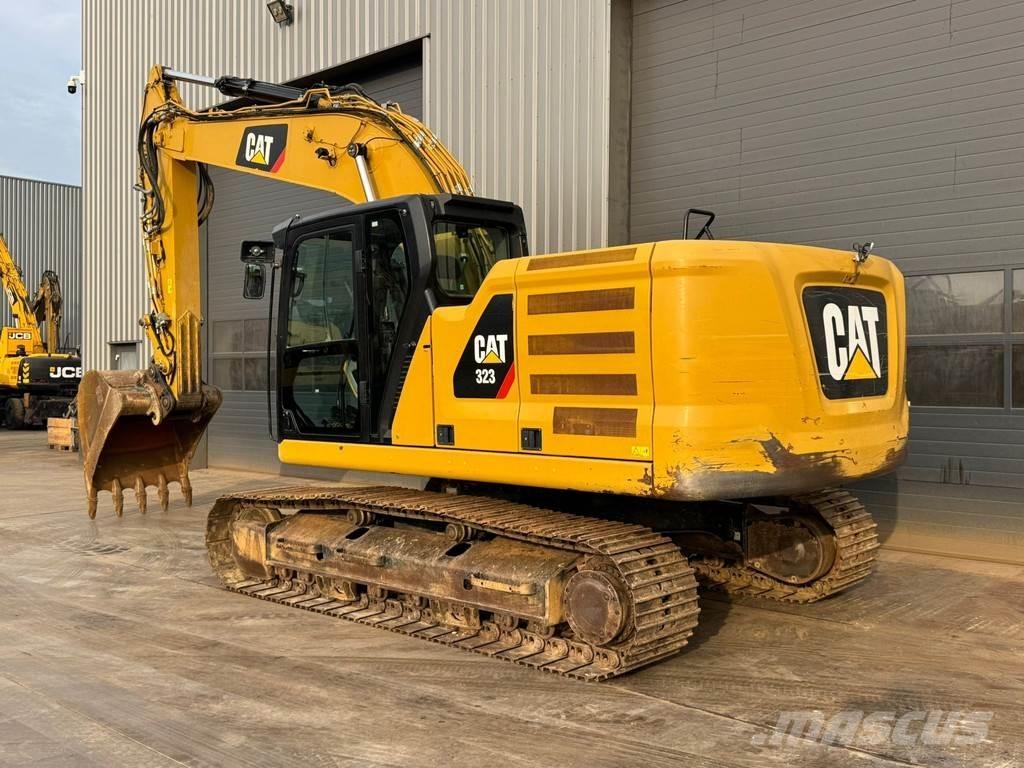 CAT 323 07A Vikšriniai ekskavatoriai