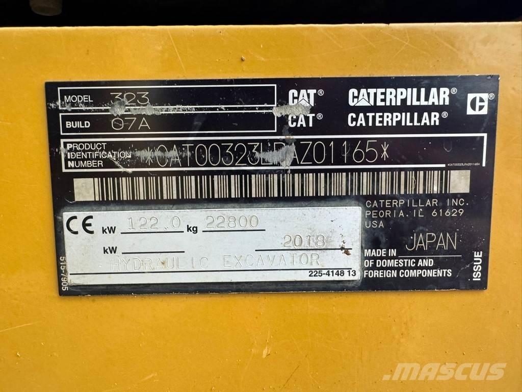 CAT 323 07A Vikšriniai ekskavatoriai