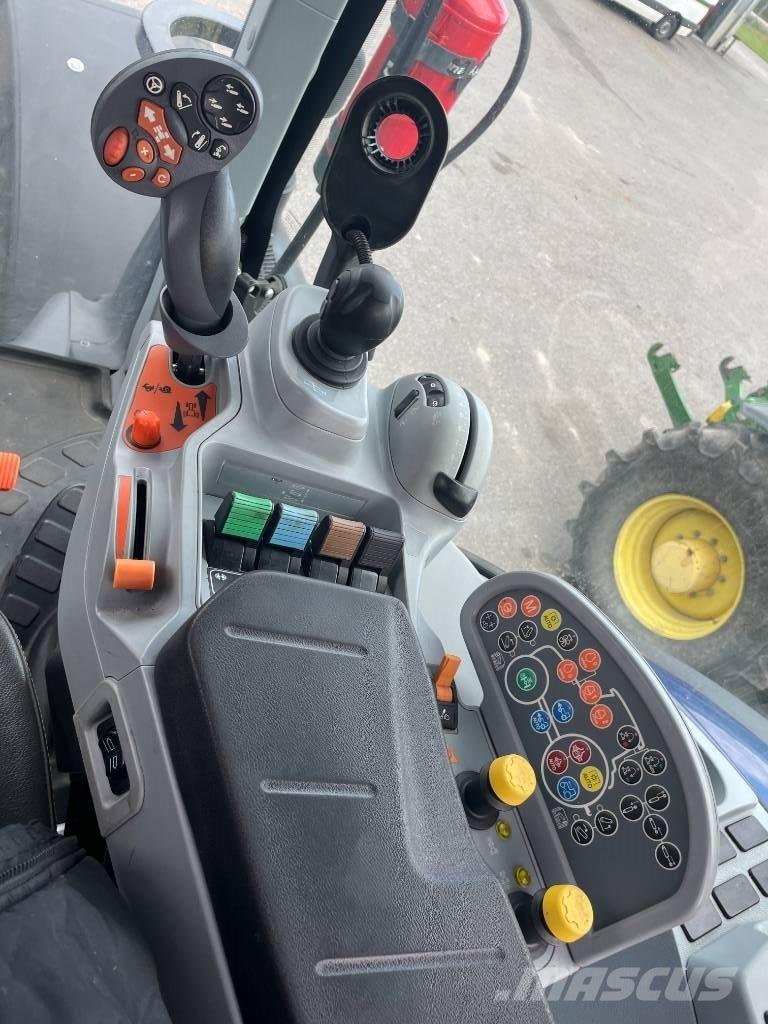 New Holland T 7.315 Traktoriai