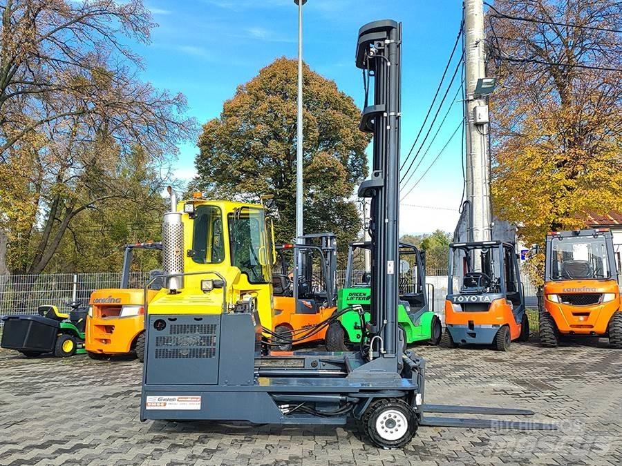 Combilift C4000 Šakiniai krautuvai su privažiavimu iš visų keturių pusių