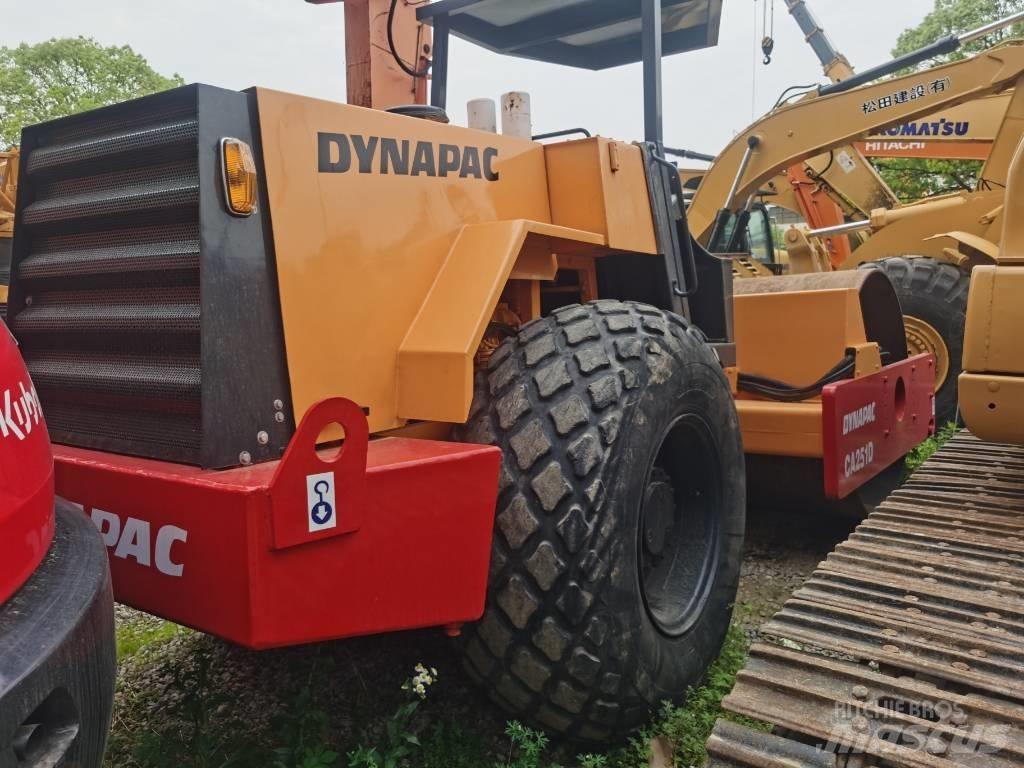 Dynapac CA 251 D Vieno būgno volai