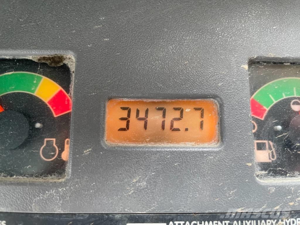 Bobcat T 190 Krautuvai su šoniniu pasukimu