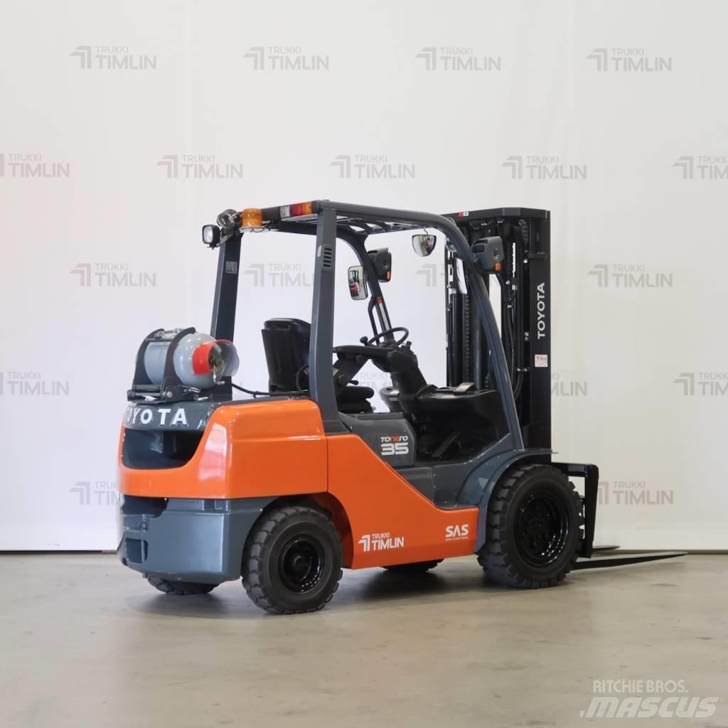 Toyota 02-8FGJF35 LPG (dujiniai) krautuvai