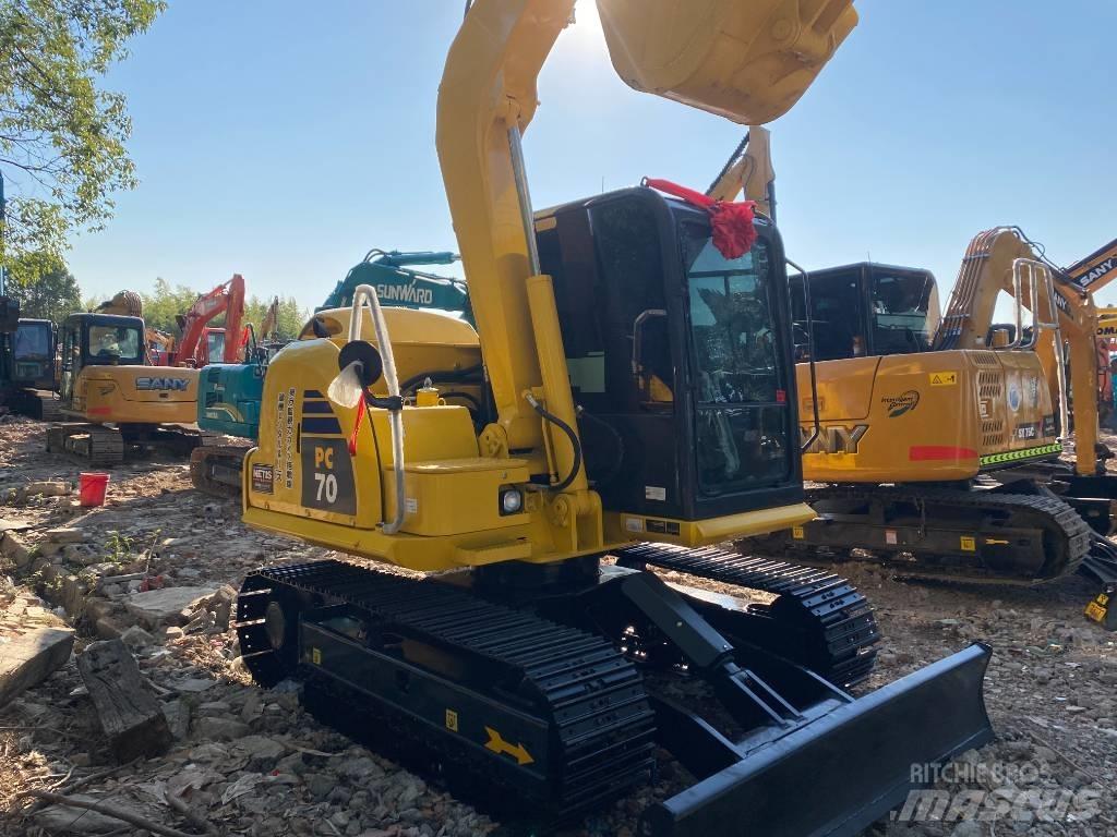 Komatsu 70-8 Vikšriniai ekskavatoriai