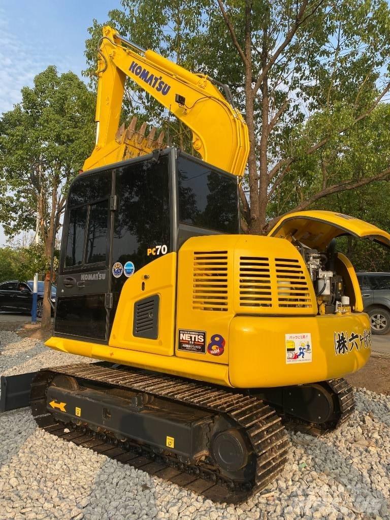 Komatsu 70-8 Vikšriniai ekskavatoriai