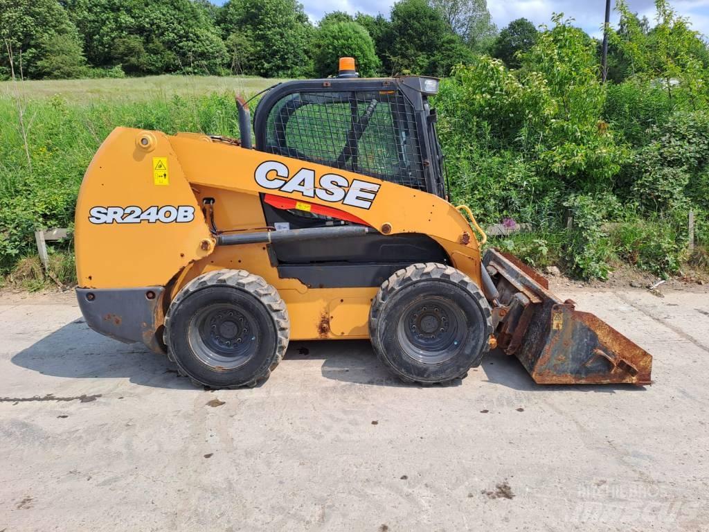 CASE SR 240 B Krautuvai su šoniniu pasukimu