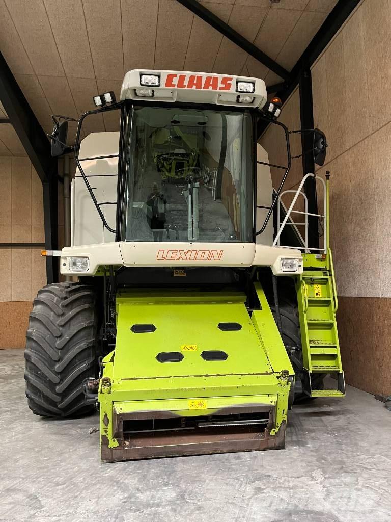 CLAAS Lexion 460 Derliaus nuėmimo kombainai