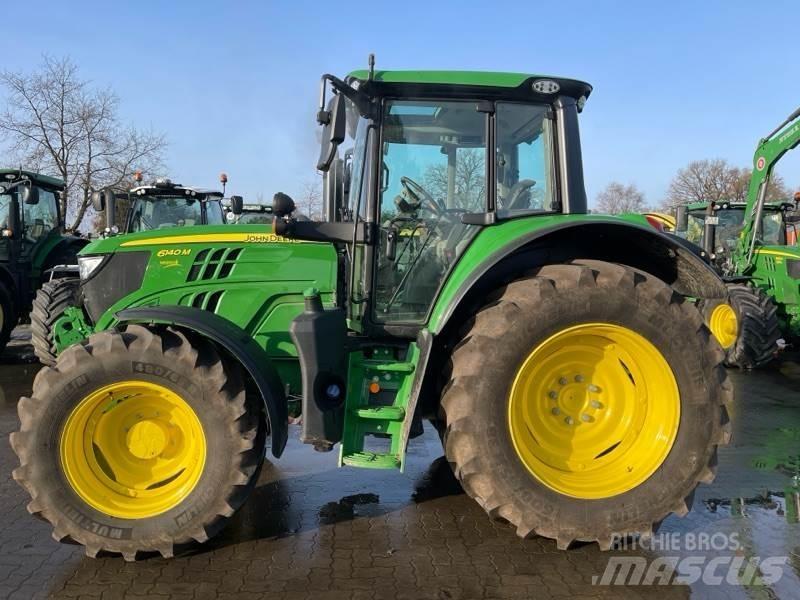 John Deere 6140M Traktoriai
