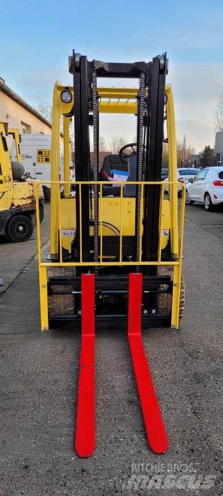 Hyster J2.5XN Elektriniai šakiniai krautuvai