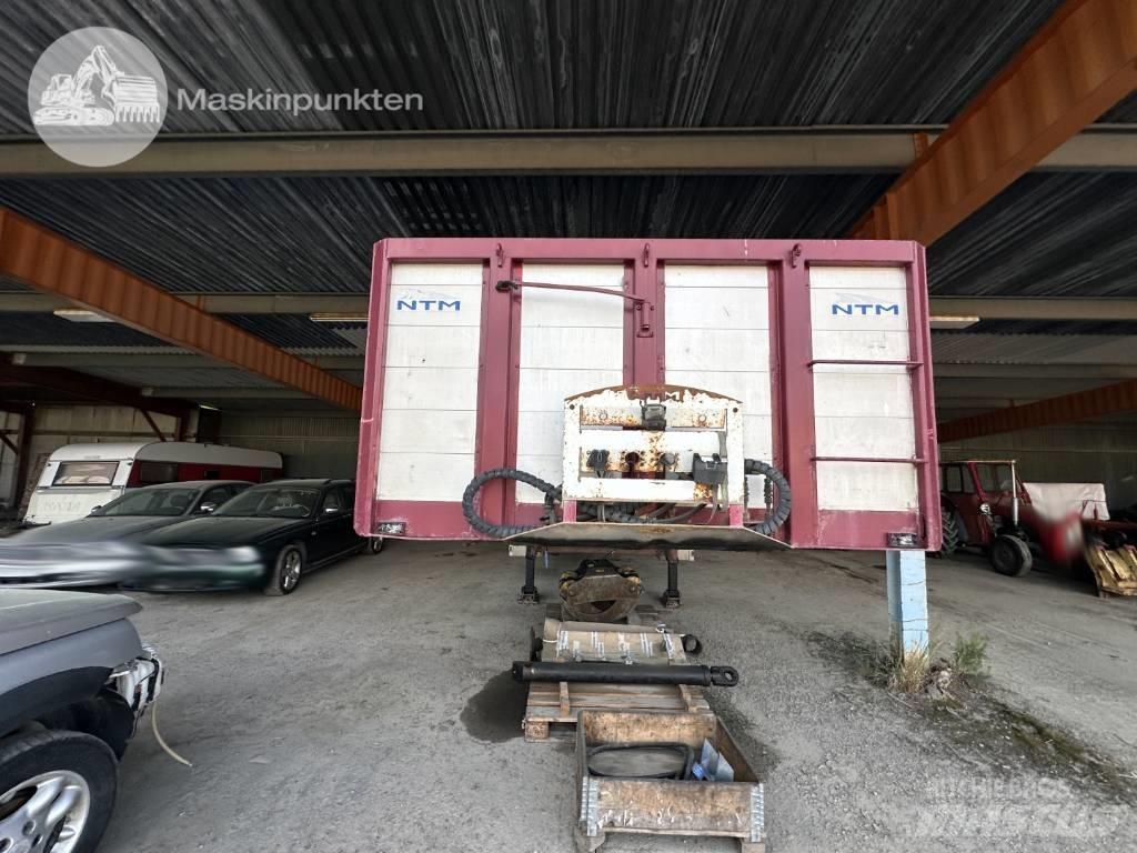 NTM APP-3 Miškovežių puspriekabės