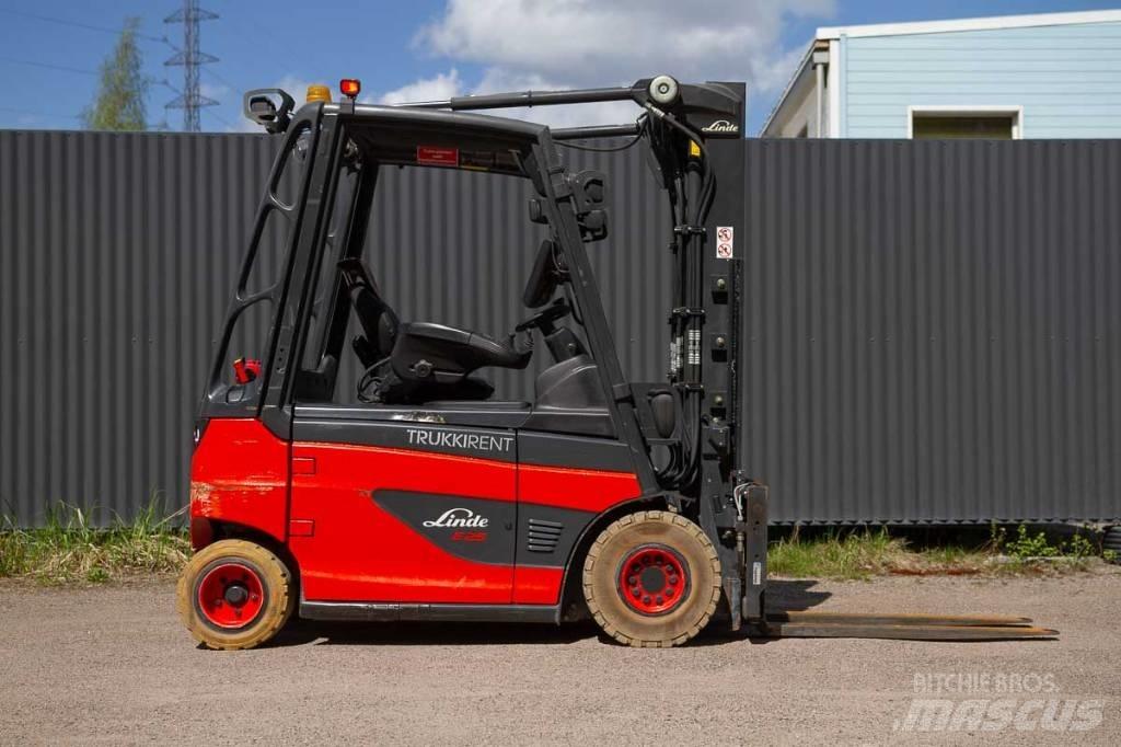 Linde E 25 Elektriniai šakiniai krautuvai