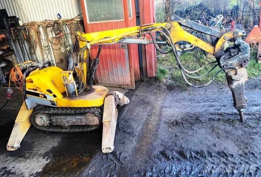 Brokk 90 Griovimo ekskavatoriai