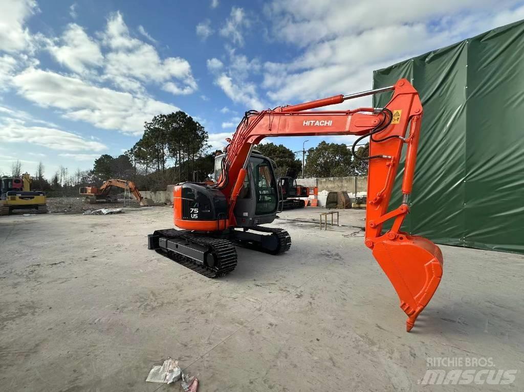 Hitachi ZX75US Mini ekskavatoriai < 7 t