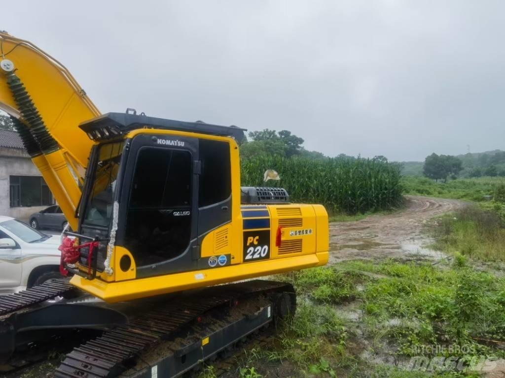 Komatsu pc220-8 Vikšriniai ekskavatoriai