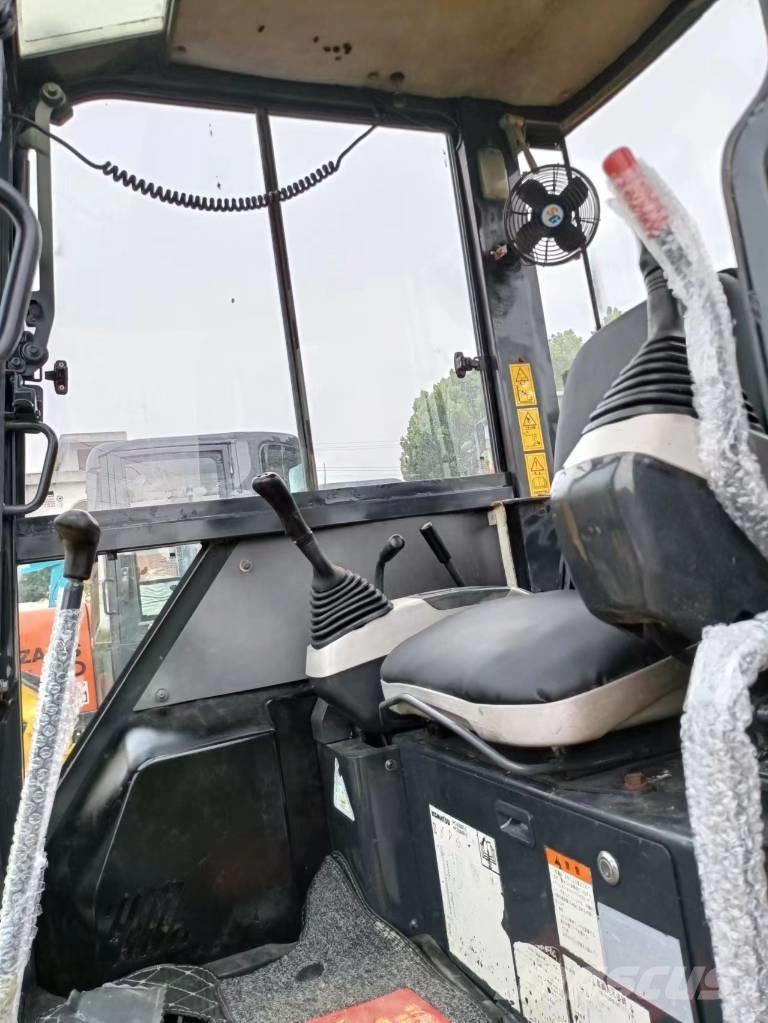 Komatsu PC 30 Mini ekskavatoriai < 7 t