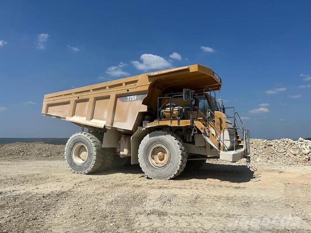 CAT Rebuilt 775F - Statybiniai savivarčiai sunkvežimiai