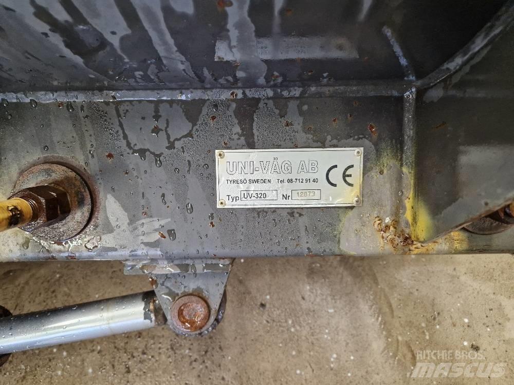 Uni-väg UV-320 StBM Sniego peiliai ir valytuvai
