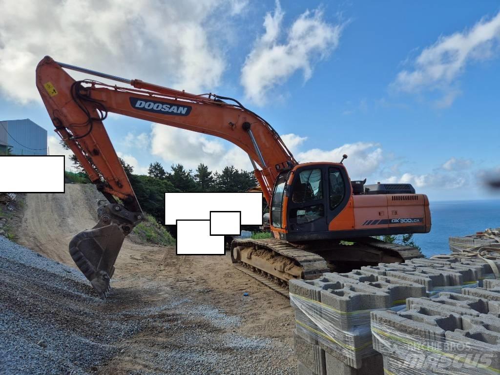 Doosan DX 300 LCA Vikšriniai ekskavatoriai
