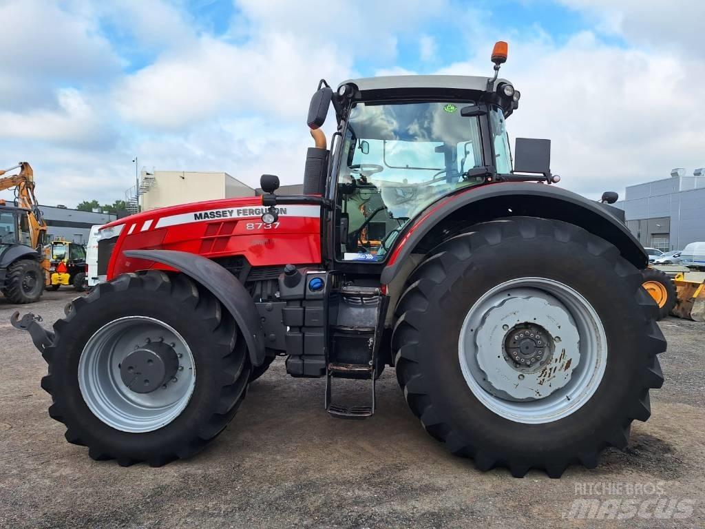 Massey Ferguson 8737 Traktoriai