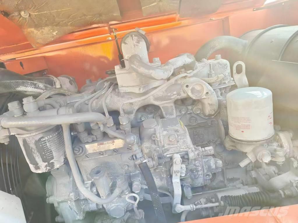 Hitachi ZX 60 Mini ekskavatoriai < 7 t