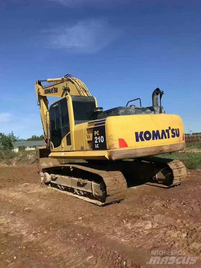 Komatsu PC 210 Vikšriniai ekskavatoriai