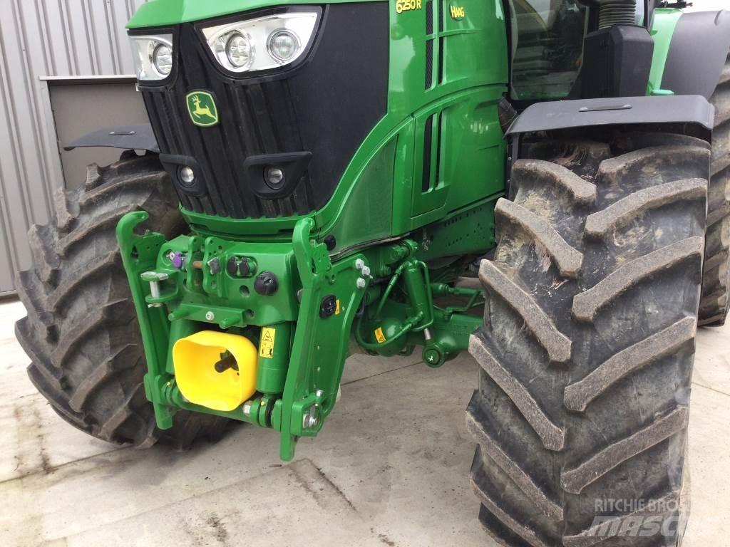 John Deere 6250R Traktoriai