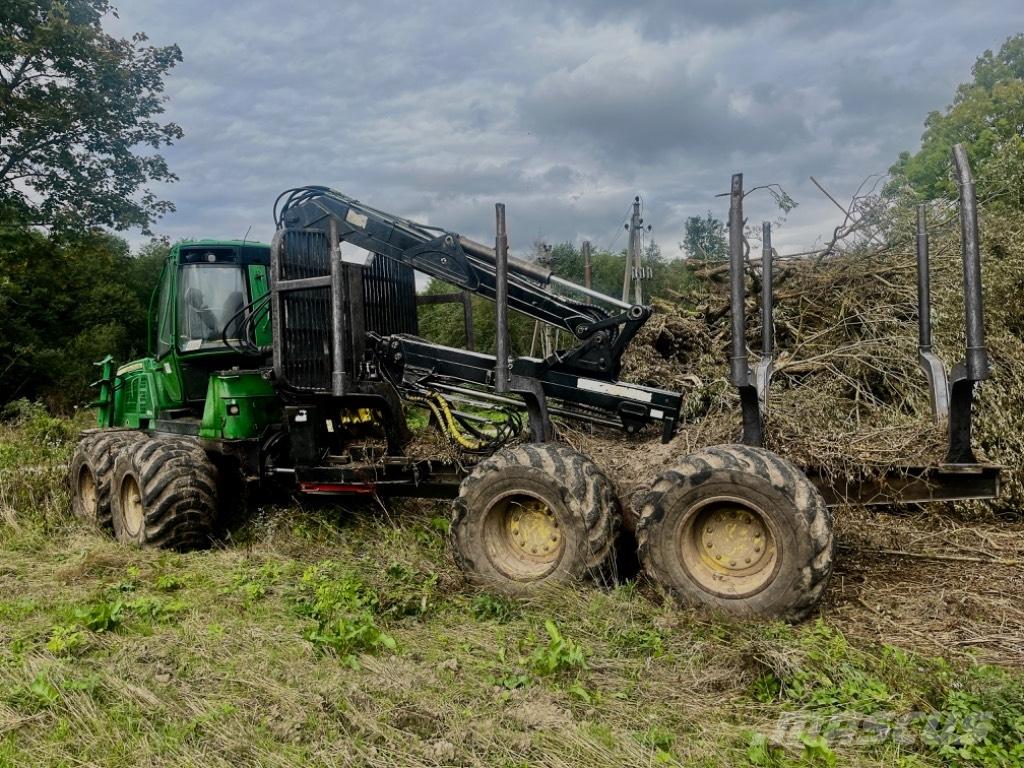 John Deere 1110 E Naudoti miškovežiai (Forvarderiai)