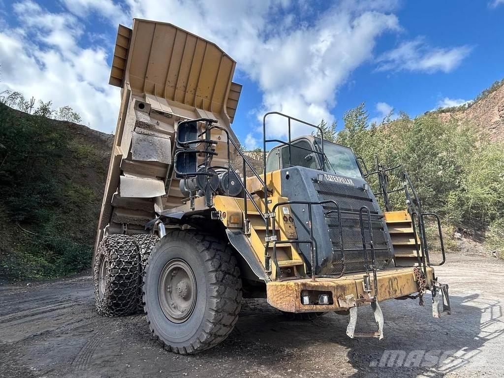 CAT 773F Atliekų išvežimo technika